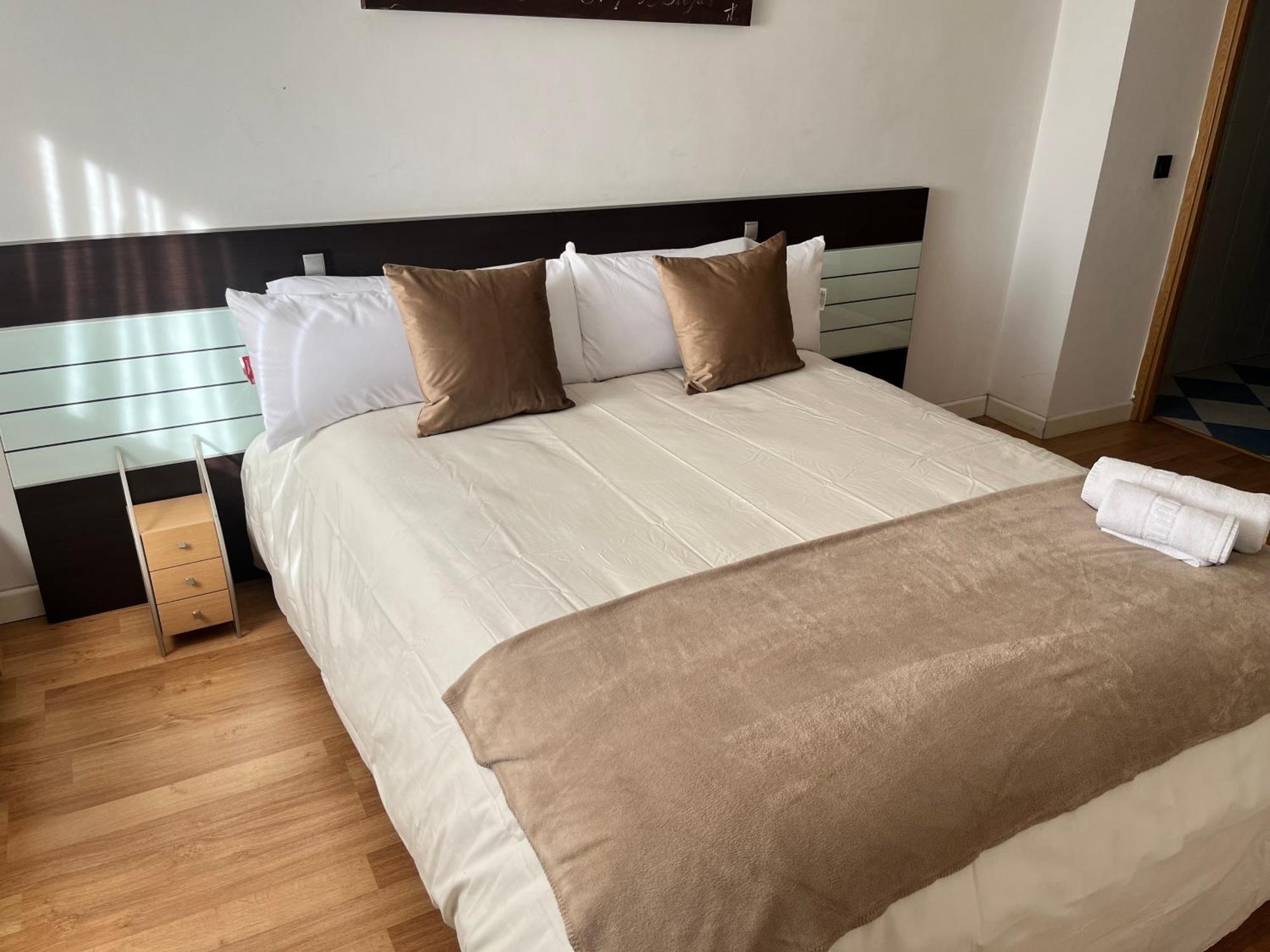 Apartamento En Zaragoza3 エクステリア 写真